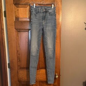 American Eagle super hi-rise jegging